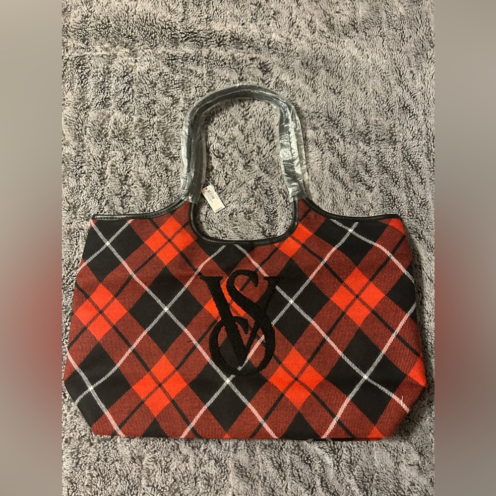 VS plaid tote